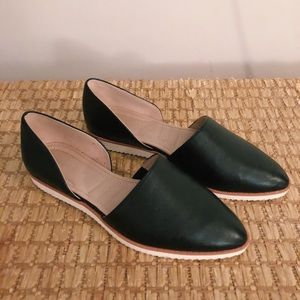 Adrienne Vittadini Latka Flats